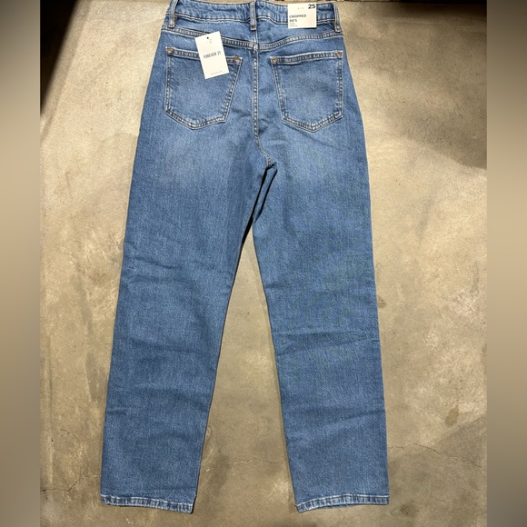Forever 21 Cropped 90’s Jeans High Waisted - Picture 3 of 5